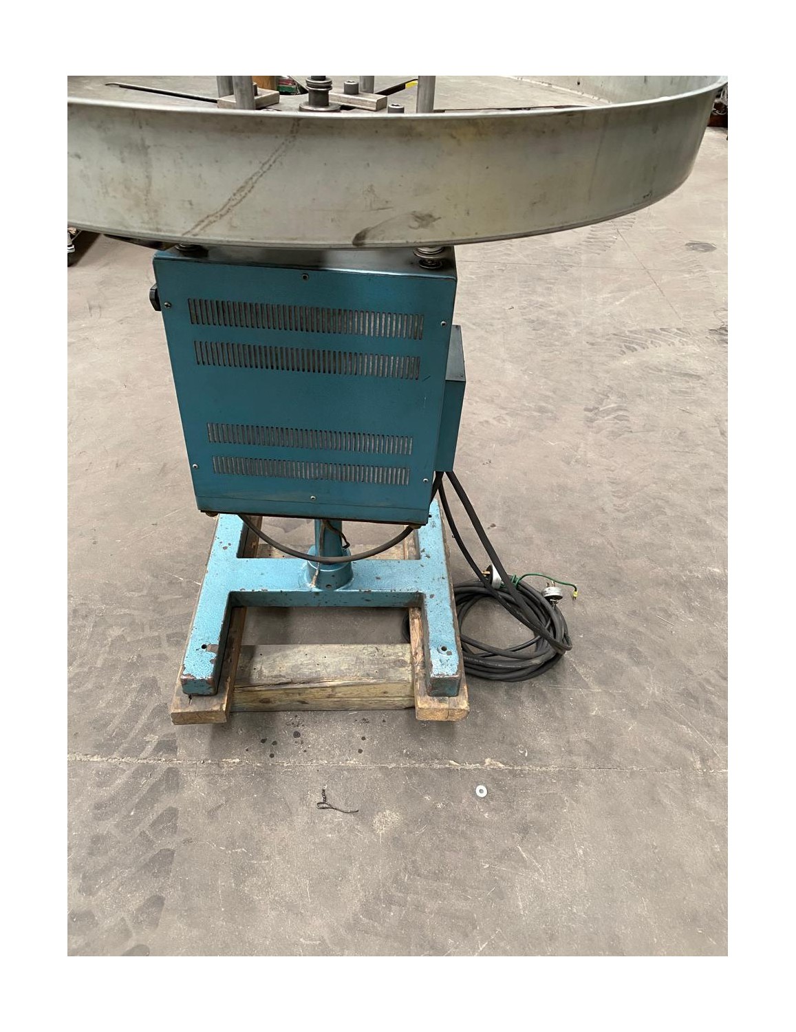 Desenrollador Automático de Alambre NuCoil 100