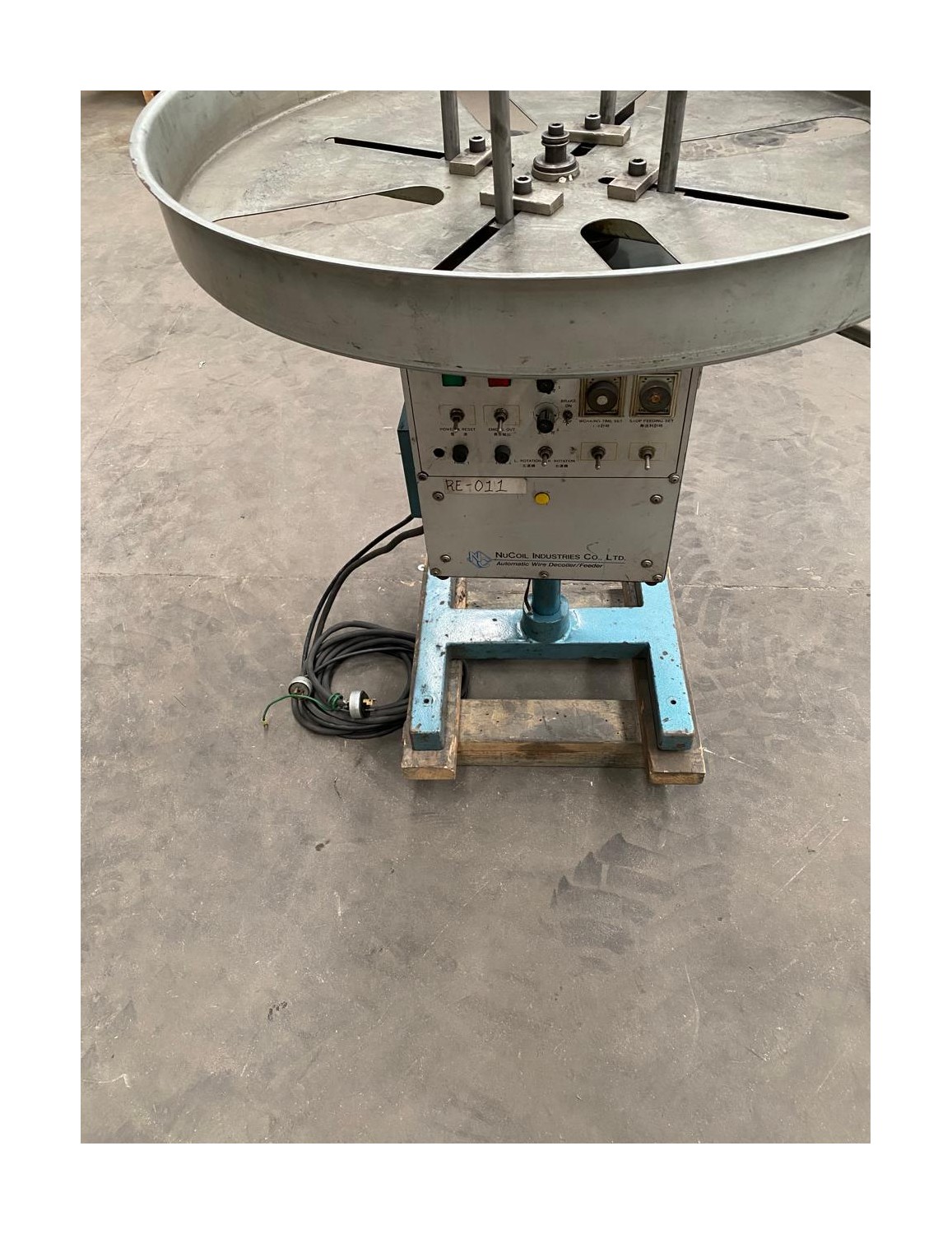 Desenrollador Automático de Alambre NuCoil 200